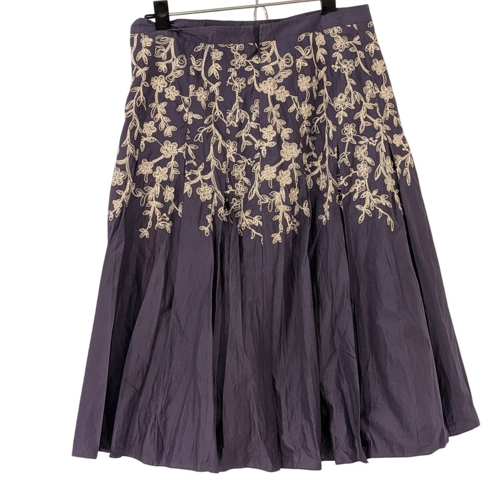 Ann Taylor Purple‎ Floral Embroidered Cotton Pleated Midi Skirt Size 0 Womens
